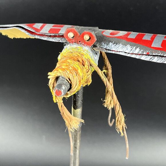 Whimsical Handmade Folk Tramp Art Tin Can Metal Sculpture Insect Hug Bug Figures - Picture 10 of 16